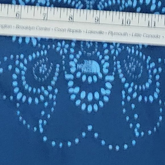 The North Face Teal Blue Snowflake Pattern Long Sleeve T Shirt Size Large - Picture 14 of 14